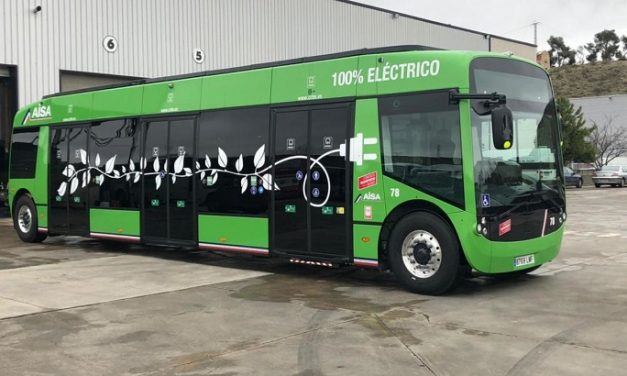 La Comunidad de Madrid mantiene en 2024 la rebaja del 60% en los precios de los abonos mensuales de transporte público