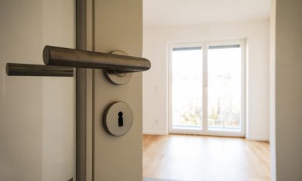 La Comunidad de Madrid impulsará la rehabilitación de 22.000 viviendas con los fondos europeos