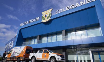 La Fundación C.D. Leganés adquiere y dona un vehículo para Protección Civil