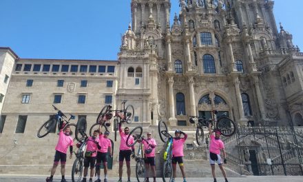 «Nora pedalea contra el AME» completa su objetivo de hacer el Camino de Santiago