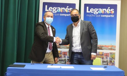 El Ayuntamiento de Leganés suscribe los convenios de colaboración con las casas de Andalucía, Castilla-La Mancha y Salamanca por 25.000 euros cada uno