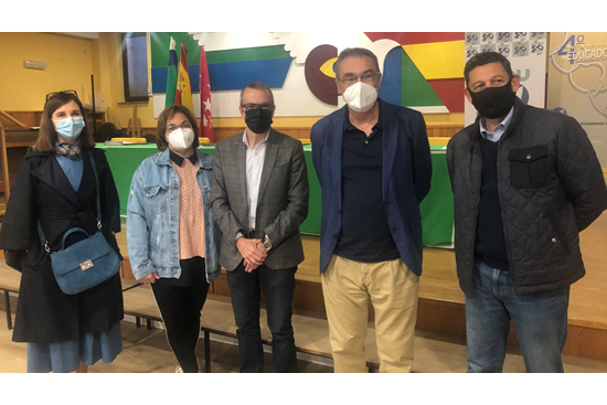 El vicealcalde y la concejala de Servicios Sociales visitan la CEMU