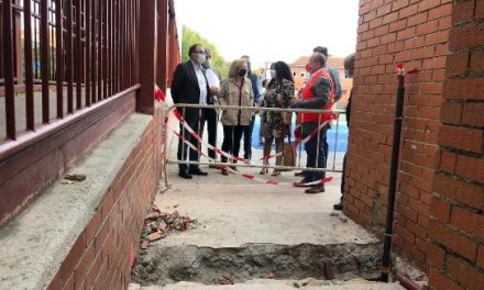 El alcalde pide más inversión a la Comunidad de Madrid en su visita a las obras de los CEIP Miguel Delibes y Joan Miró