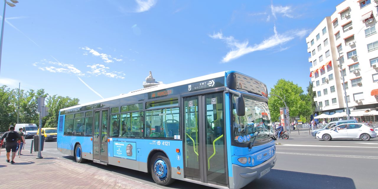 La Comunidad de Madrid refuerza el servicio de los autobuses a los cementerios de la región por el día de Todos los Santos