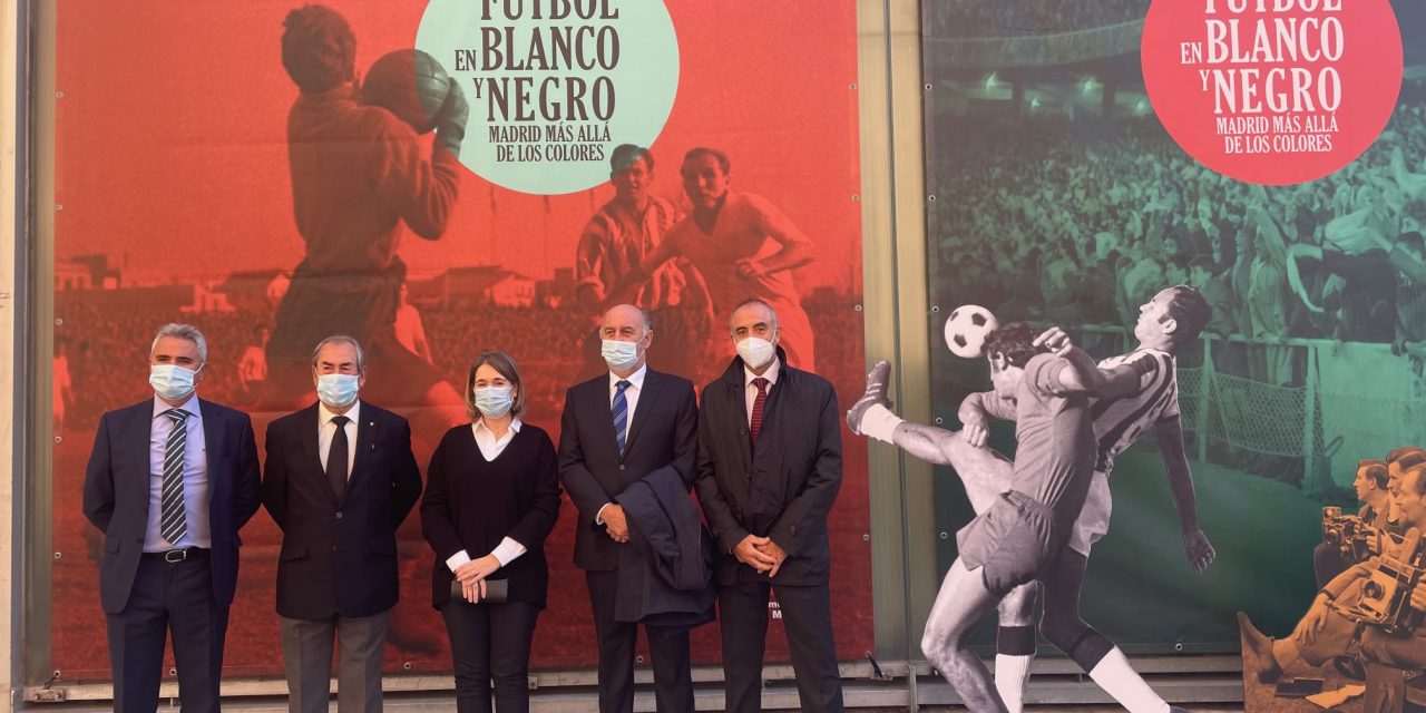 La Comunidad de Madrid presenta la exposición ‘Fútbol en blanco y negro. Madrid más allá de los colores’