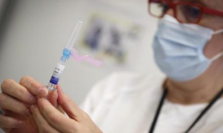 La Comunidad continúa desde hoy la campaña de la gripe vacunando a todos los grupos diana