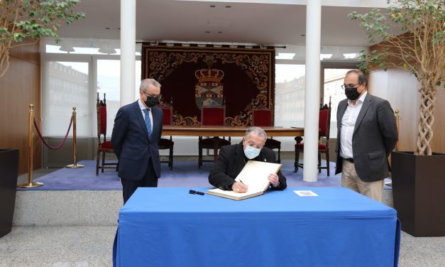 Leganés recibe al obispo de Getafe en visita oficial al municipio