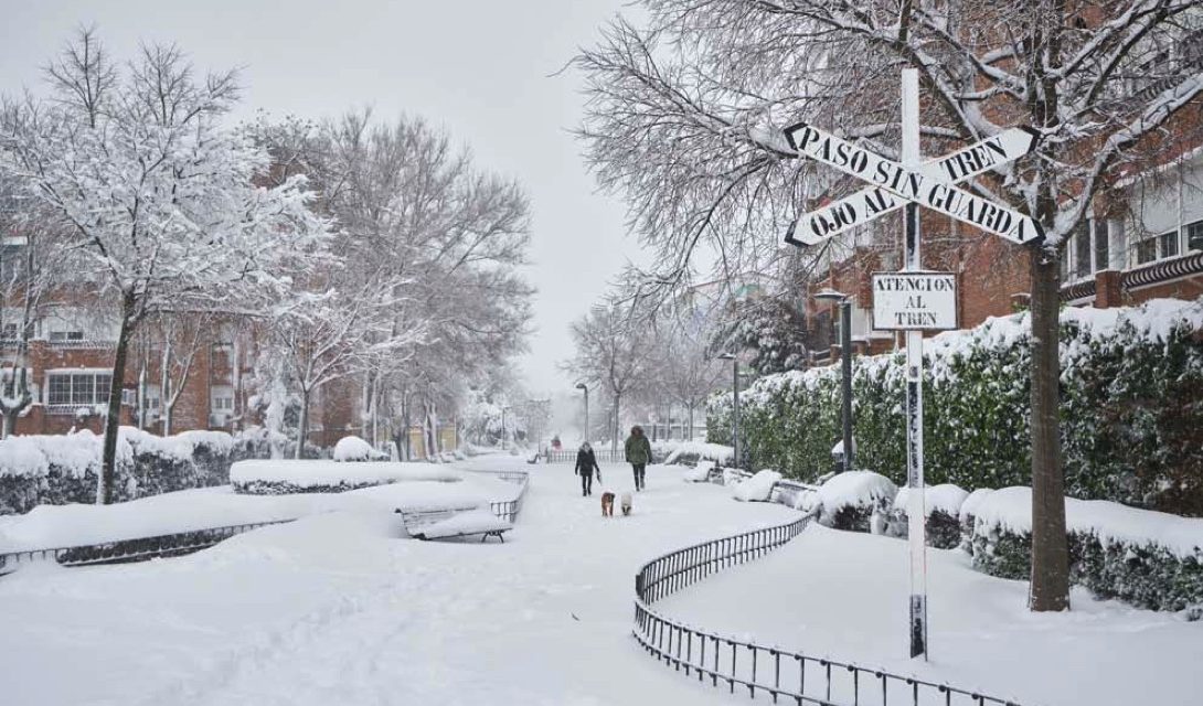 El Ayuntamiento de Leganés recuerda la nevada de hace un año con el libro fotográfico ‘Leganés bajo la Gran nevada’