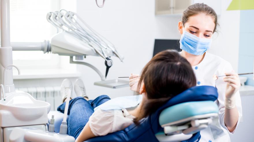 La Comunidad destina en 2022 2,2 millones de euros para financiar tratamientos dentales a niños y adolescentes