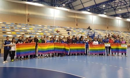 Deportistas de Leganés se unen por el Día contra la LGTBIfobia