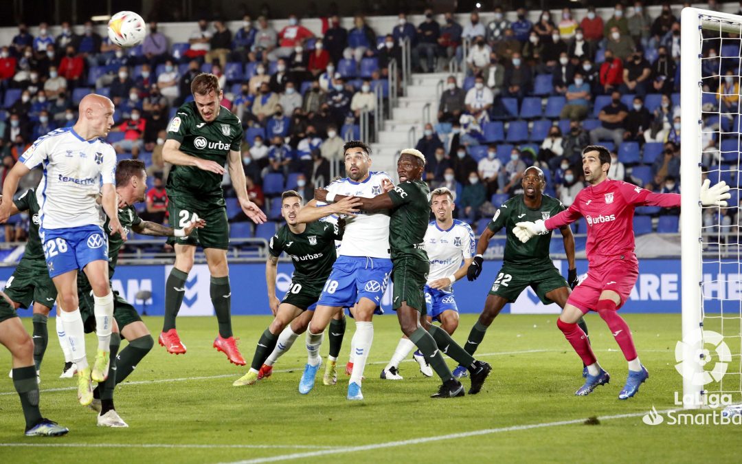 El Leganés se blinda y baja de la nube al Tenerife