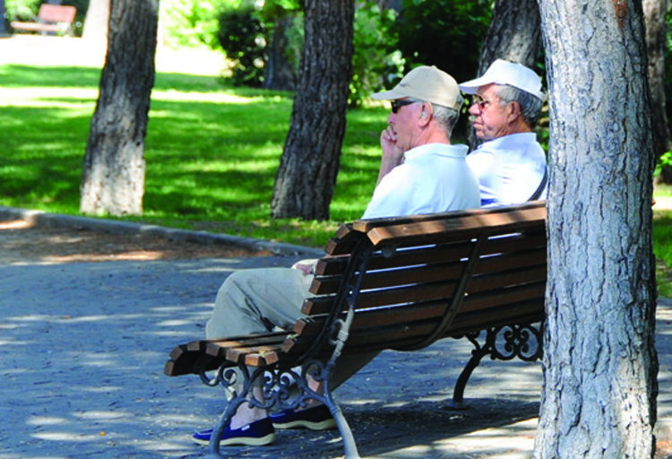ULEG acusa al Gobierno local de hacer «apología del alcohol» entre los mayores de Leganés