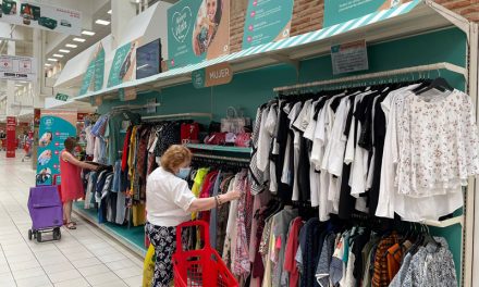 Alcampo y Moda Re- inauguran el décimo córner de ropa de segunda mano en Madrid