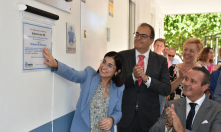 La ministra de Sanidad inaugura en Leganés la primera residencia de España especializada en una enfermedad rara