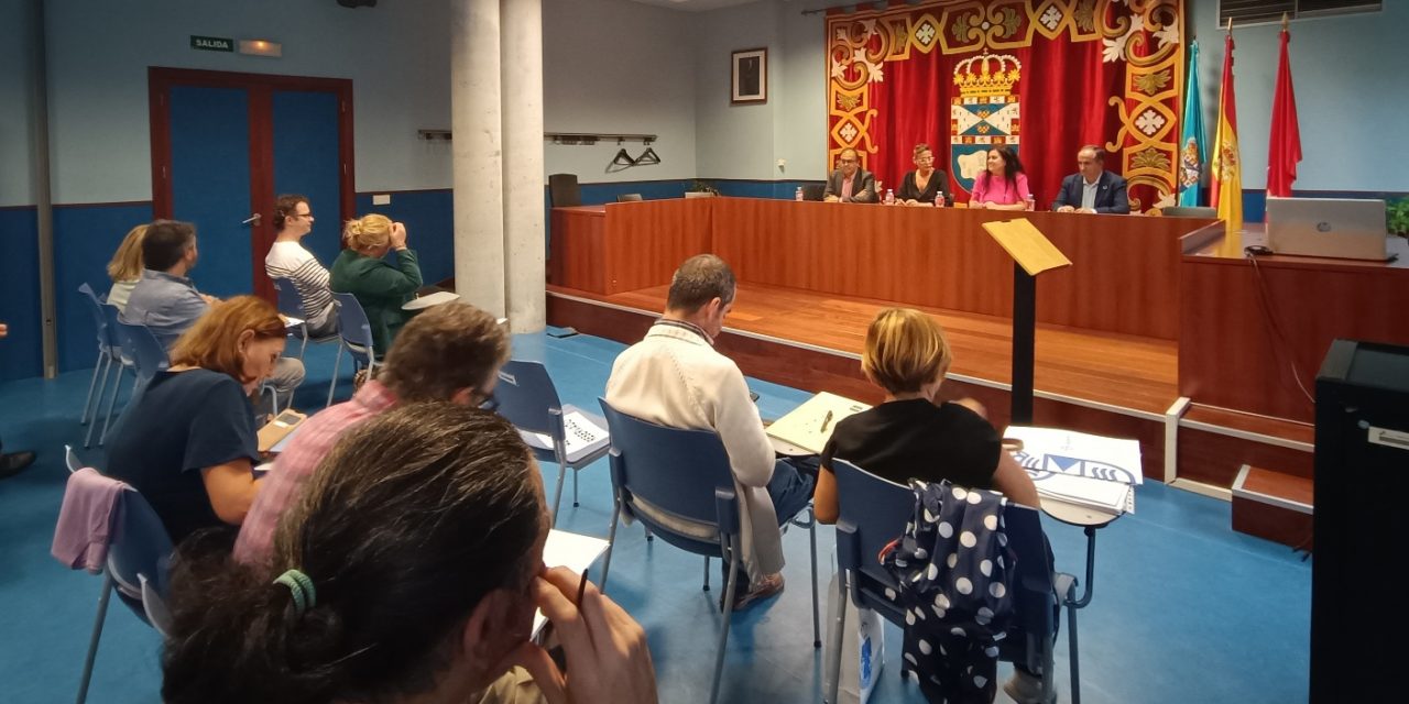 El alcalde y la concejala de Educación presentan la III edición de la Liga de Debate Escolar de Leganés