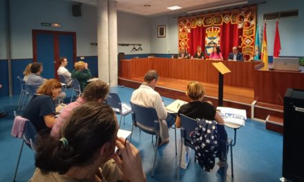 El alcalde y la concejala de Educación presentan la III edición de la Liga de Debate Escolar de Leganés