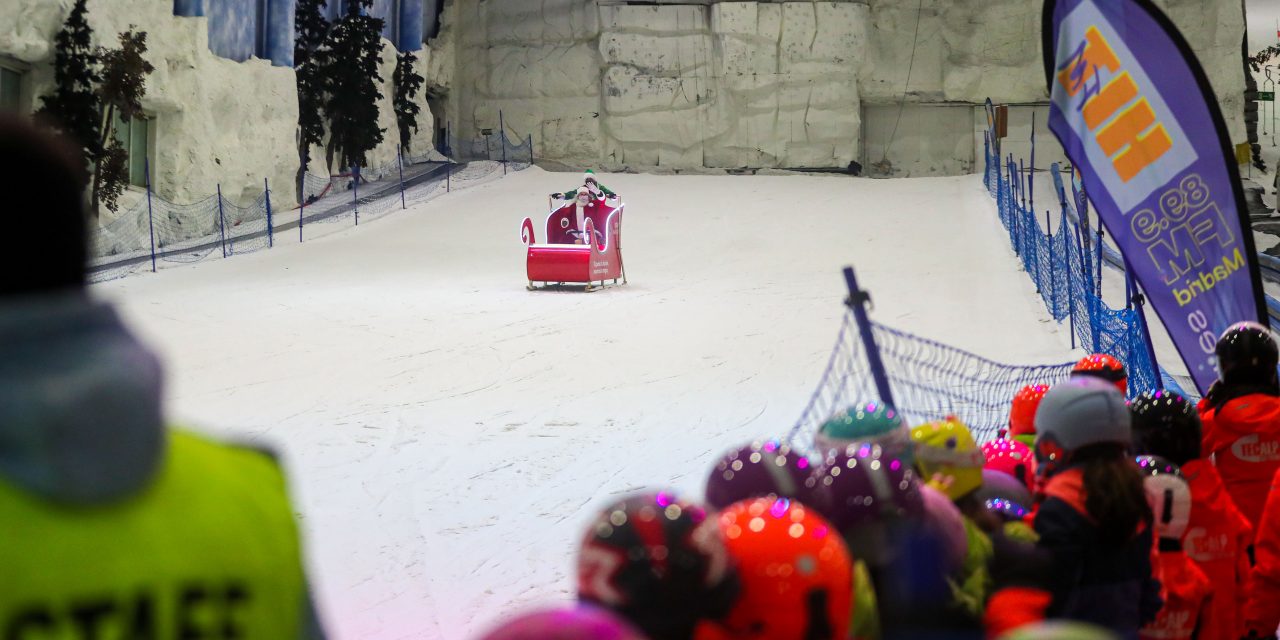 intu Xanadú da comienzo a la Navidad con la llegada de Papá Noel y la actuación de ‘CantaJuego’