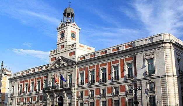 La Comunidad de Madrid reduce un -1,6% el paro en el último año y sube el empleo con 130.477 trabajadores más
