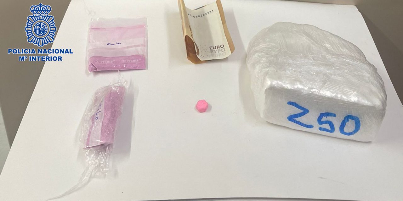 La Policía Nacional detiene in fraganti a cuatro hombres cuando realizaban un intercambio de droga en Leganés