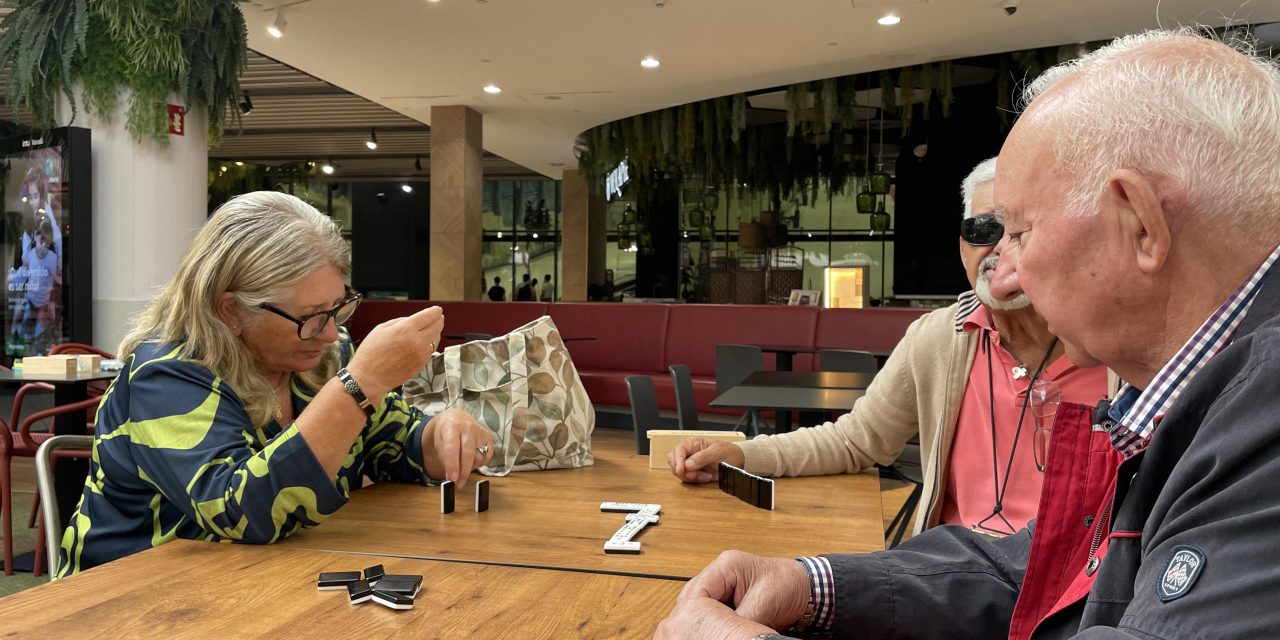 intu Xanadú y AFA Alcorcón llevan a cabo diferentes actividades para ayudar a familiares y afectados de Alzheimer