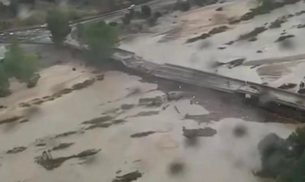 La Comunidad de Madrid traslada 100 operarios y despliega 50 vehículos de maquinaria pesada en los municipios más afectados por la DANA