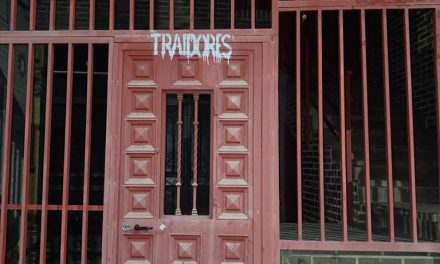 “Traidores”: la sede del PSOE de Leganés aparece con pintadas tras la polémica de la amnistía