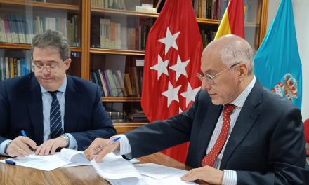 El Ayuntamiento firma un acuerdo con Karsan España para colaborar en la contratación de vecinos de Leganés
