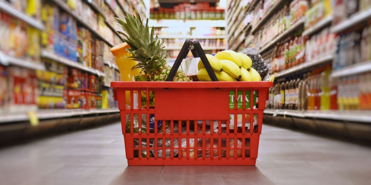 Leganés destina 375.000 euros a tarjetas monedero para alimentos dirigidas a familias vulnerables con menores