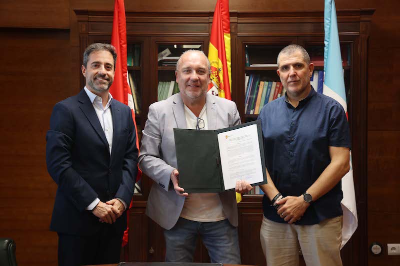 intu Xanadú y el Ayuntamiento de Arroyomolinos firman un convenio para impulsar y promover el empleo en el municipio