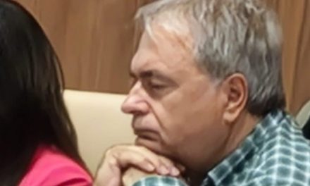 La hipocresía de Enrique Martín (Más Madrid Leganés): alegatos a favor de la sanidad pública y la transición ecológica mientras invierte en sanidad privada y empresas energéticas tradicionales