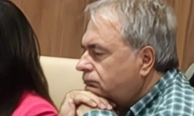 La hipocresía de Enrique Martín (Más Madrid Leganés): alegatos a favor de la sanidad pública y la transición ecológica mientras invierte en sanidad privada y empresas energéticas tradicionales