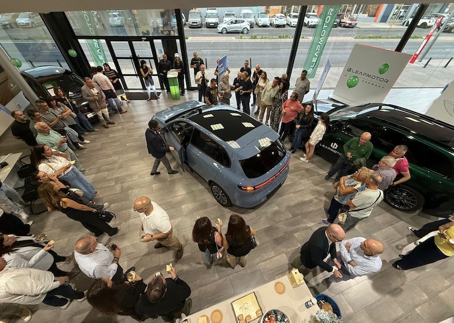 Grupo Velasco presenta el Leapmotor B10 y sus nuevas instalaciones en Fuenlabrada