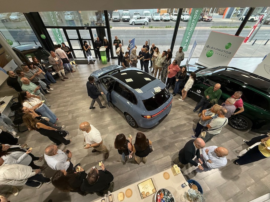 Grupo Velasco presenta el Leapmotor B10 y sus nuevas instalaciones en Fuenlabrada