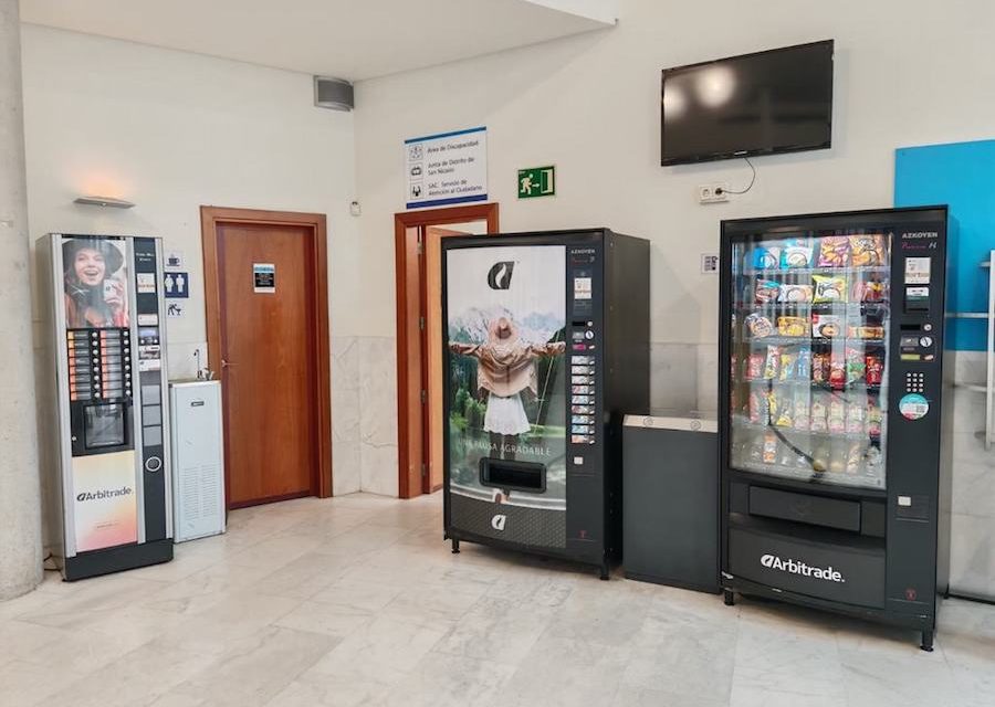 El Ayuntamiento de Leganés regulariza el servicio de máquinas vending tras más de una década sin contrato