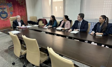 EMSULE estudia acudir a los tribunales por la ausencia reiterada de partidos de la oposición en su Consejo